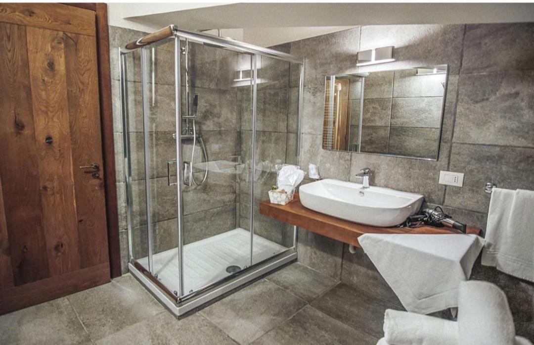 טברנה Chalet Lago מראה חיצוני תמונה